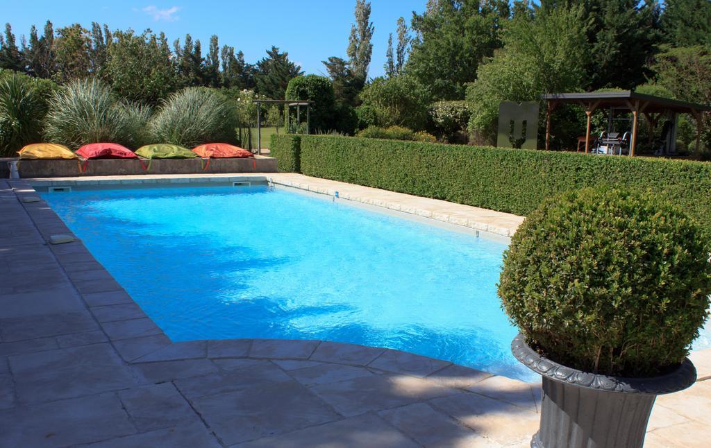 Gite Des Carmes And Spa Le Thor Dış mekan fotoğraf
