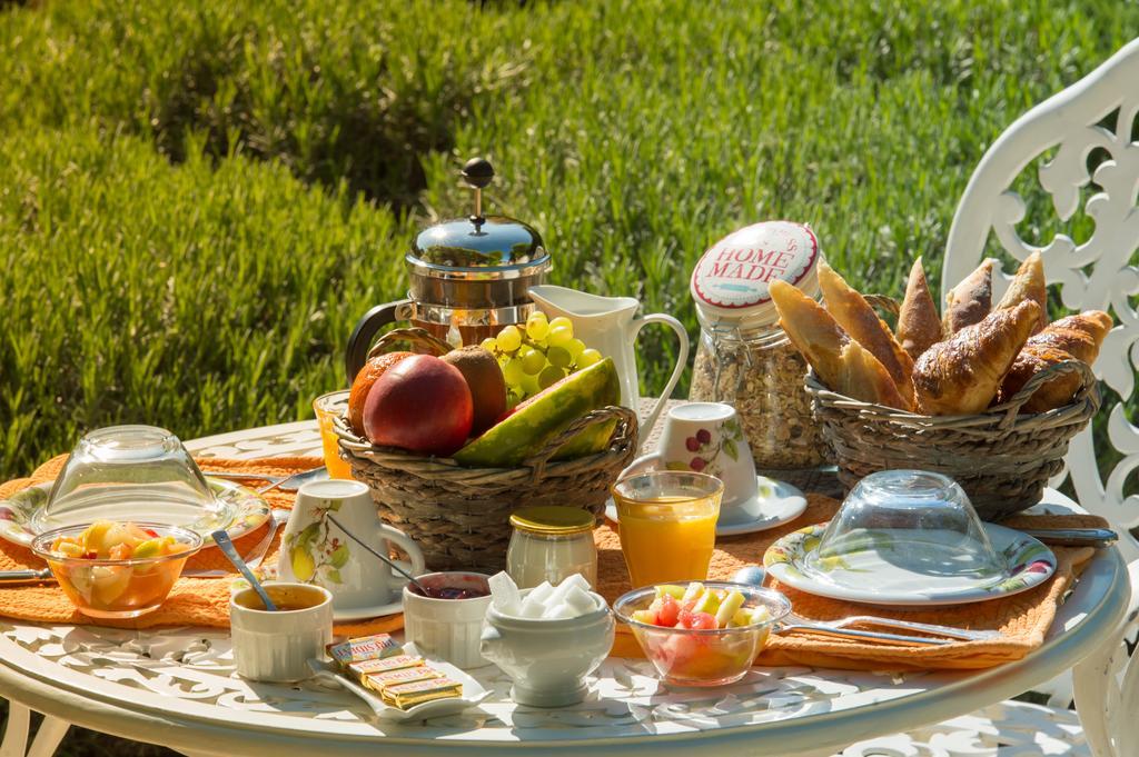 Gite Des Carmes And Spa Le Thor Dış mekan fotoğraf