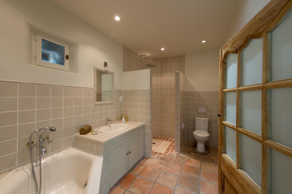 Gite Des Carmes And Spa Le Thor Dış mekan fotoğraf