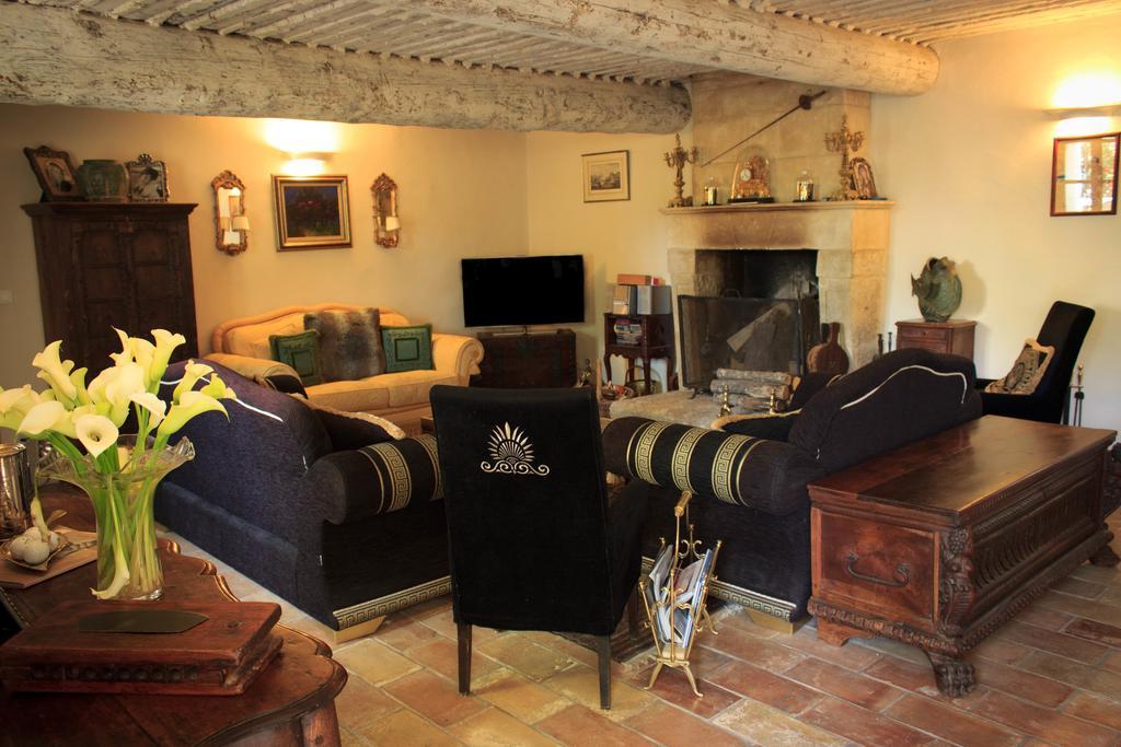 Gite Des Carmes And Spa Le Thor Dış mekan fotoğraf